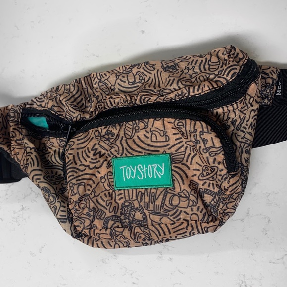 neff fanny pack